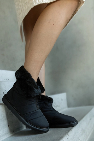 Schwarze gefütterte... 2