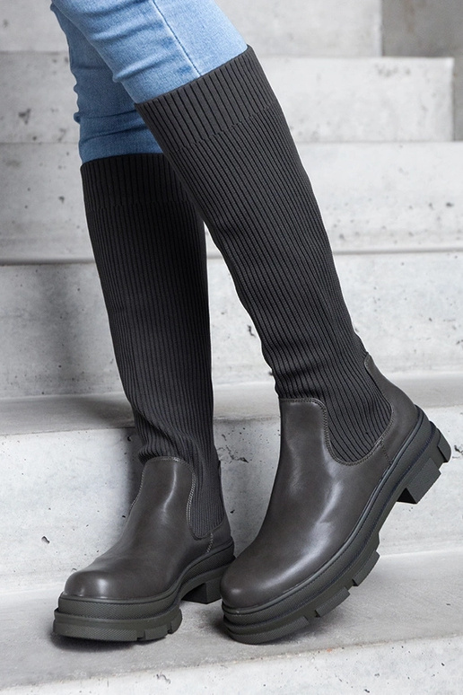 Grüne Schlupfstiefel mit elastischem...