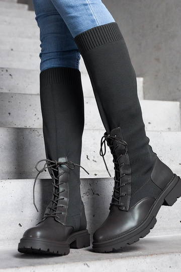 Grüne Schlupfstiefel mit elastischem Obermaterial aus Stoff Luana