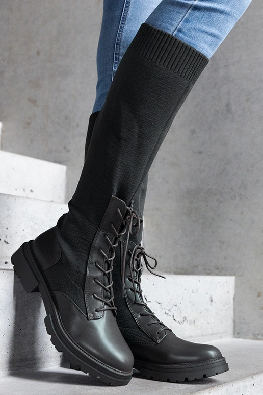 Grüne Schlupfstiefel mit elastischem...