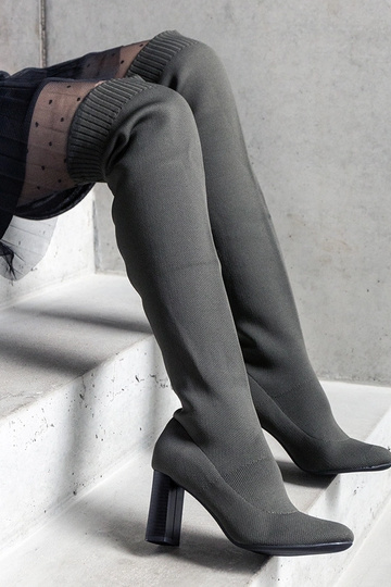 Grüne Schlupfstiefelette... 2