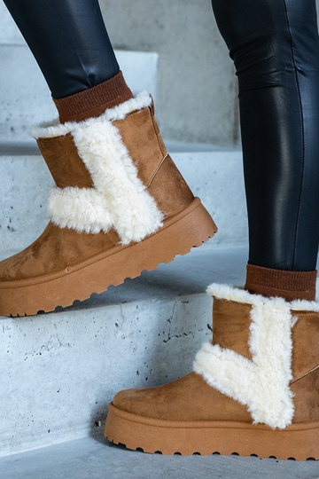 Braune Schneestiefel aus...