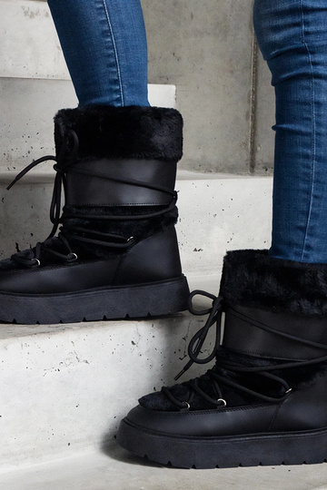 Schwarze isolierte...