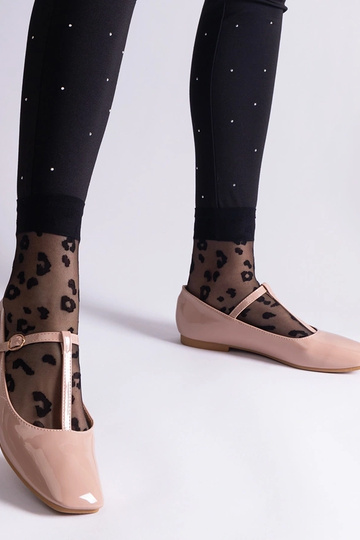 Beige Ballerinas aus Lackleder mit Marseille-Riemen