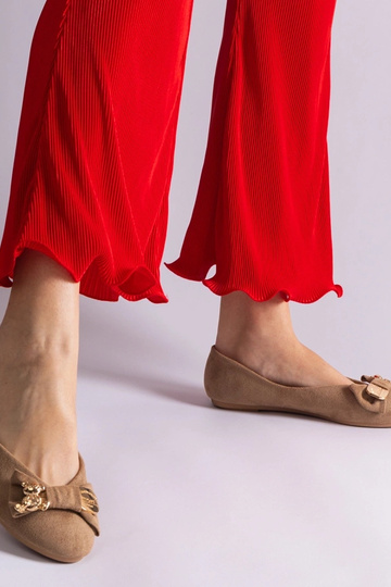 Braune Ballerinas mit Schleife und Esdras-Brosche verziert 2