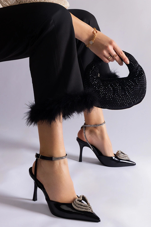 Schwarze High Heels mit offener Ferse...