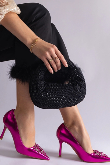 Rosa Stilettos aus... 2