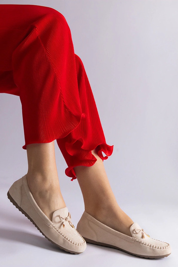 Beige Wildledermokassins mit Schleife Treja 2