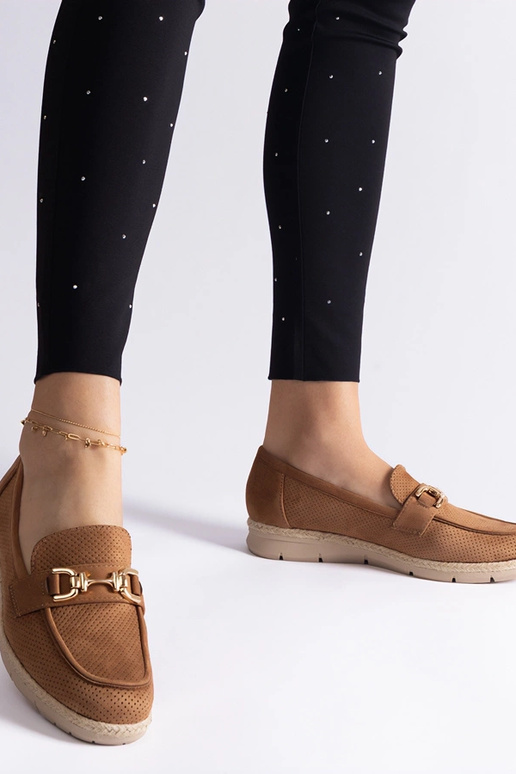 Karamellfarbene Damen Schuhe aus... Karamellfarbene Damen Schuhe aus...