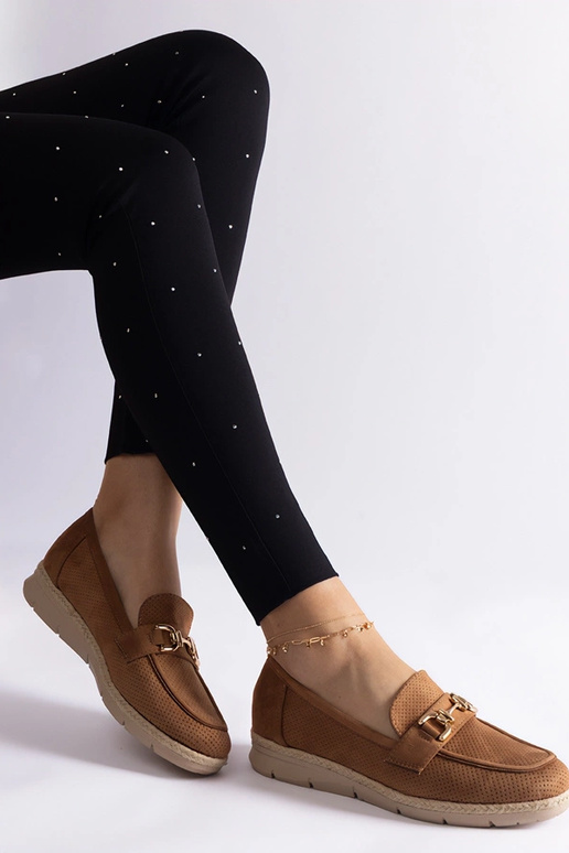 Karamellfarbene Damen Schuhe aus... Karamellfarbene Damen Schuhe aus...