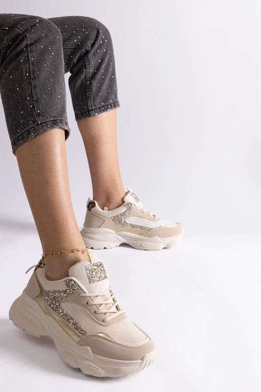 Beige Sneakers mit Glitzereinsätzen... Beige Sneakers mit Glitzereinsätzen...