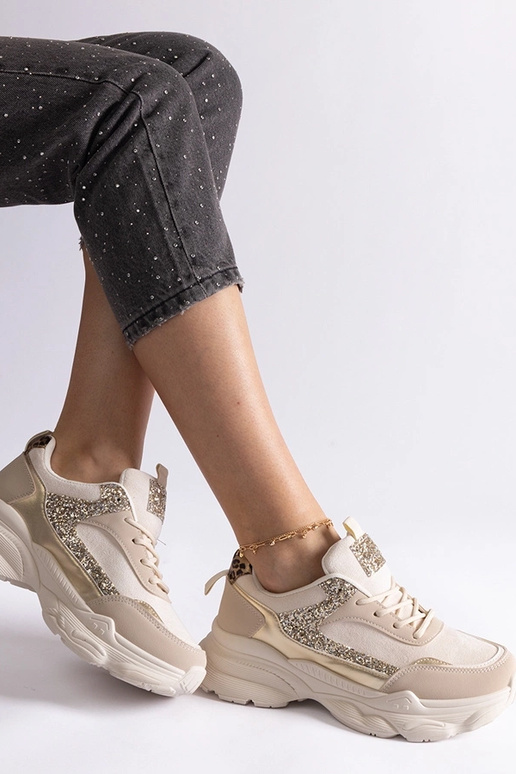 Beige Sneakers mit Glitzereinsätzen... Beige Sneakers mit Glitzereinsätzen...