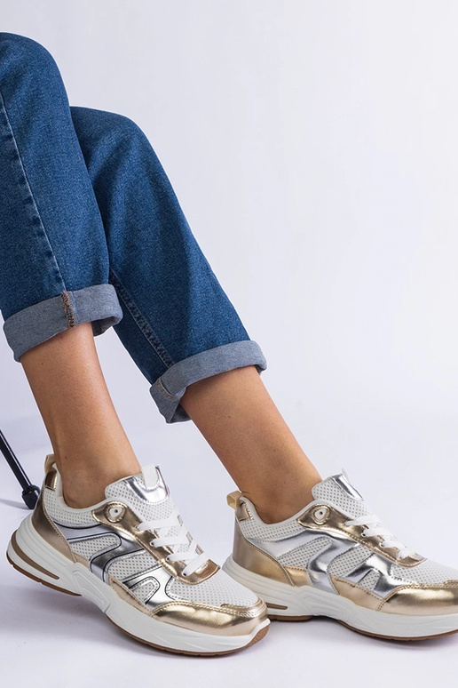 Sportliche Stoff-Sneaker mit goldenen...