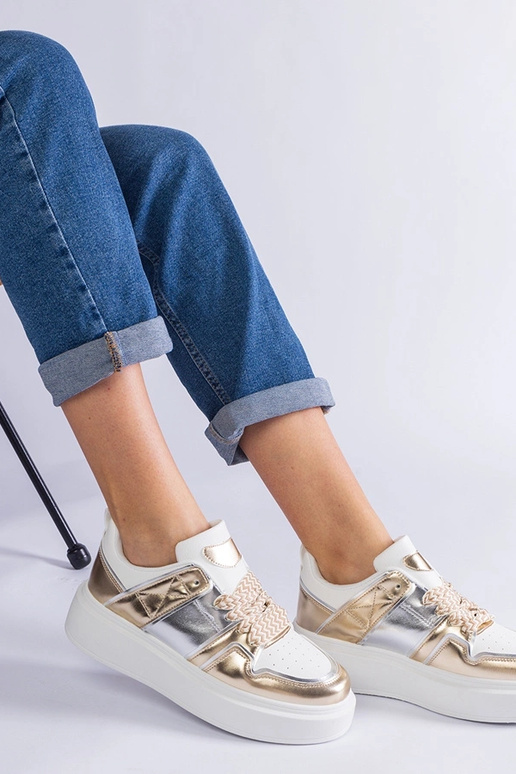 Goldene Sneaker Kimberly mit...