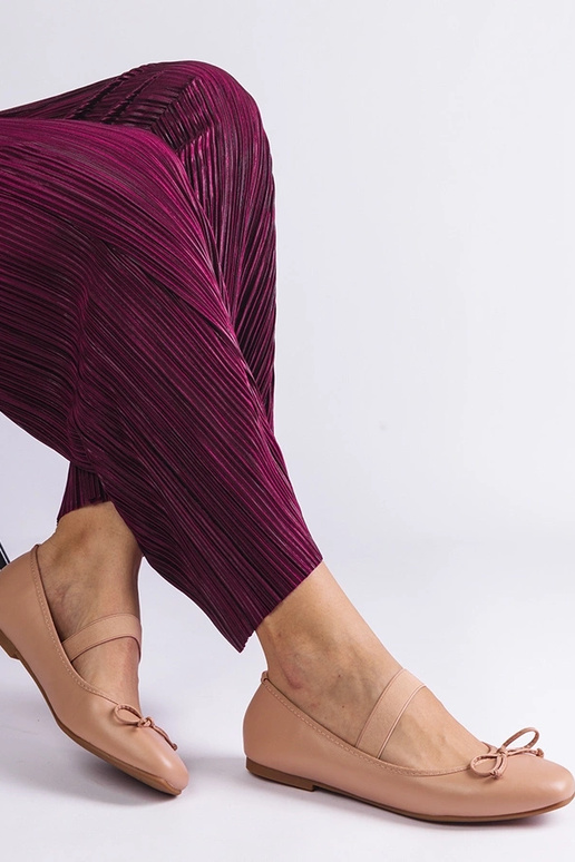 Beige Ballerinas mit Gummizug und...