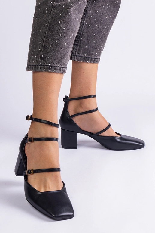 Schwarze Pumps mit Blockabsatz und...