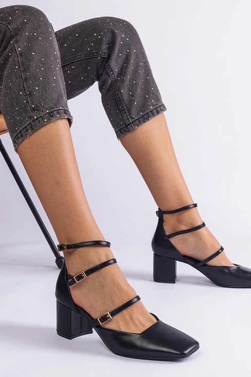 Schwarze Pumps mit Blockabsatz und...