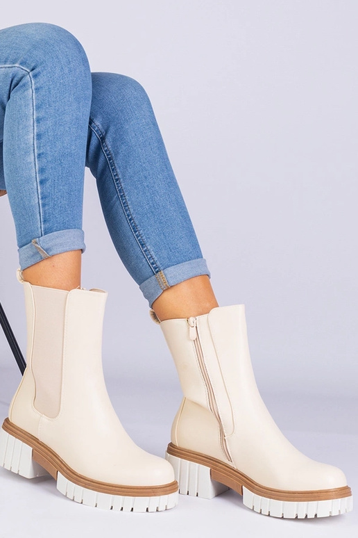 Beige Stiefeletten aus...