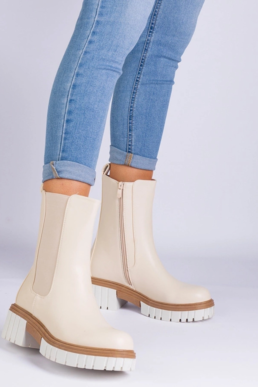 Beige Stiefeletten aus...