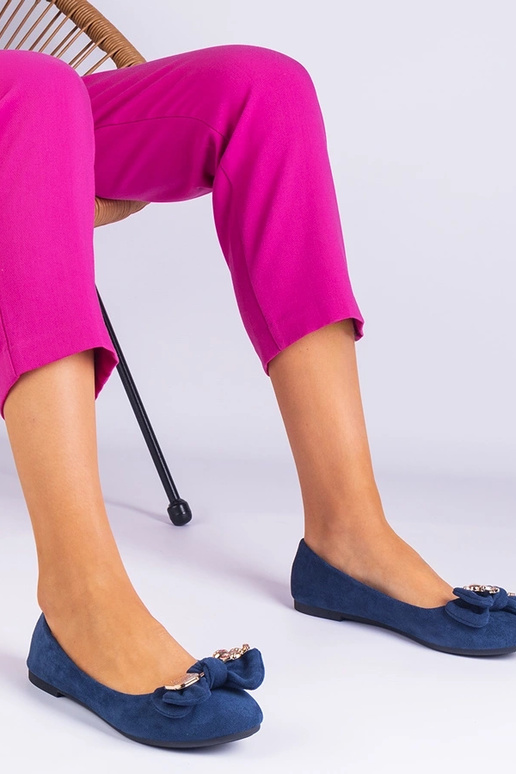 Marineblaue klassische Ballerinas mit... Marineblaue klassische Ballerinas mit...