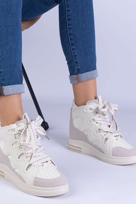 Weiße Damen-Sneaker mit dicken...