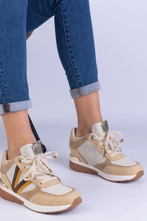 Braune Damen-Sneaker mit verstecktem...