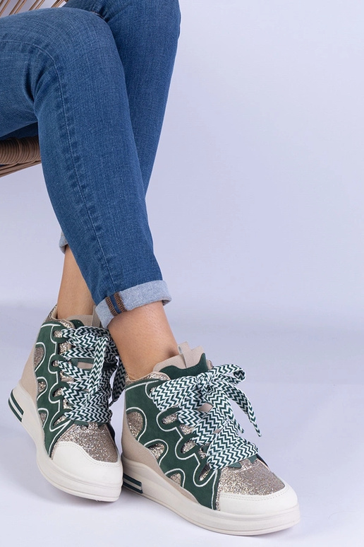 Grüne Sneaker mit dicken...