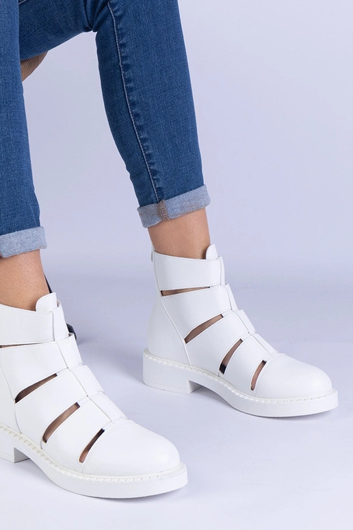 Weiße Stiefeletten aus Ökoleder mit...