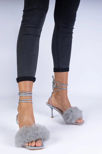 Graue High Heel Sandalen mit Fell Aladisa 2