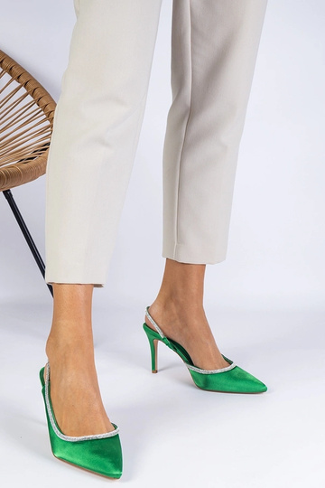 Grüne Satin Pumps mit Strasssteinen und offenem Absatz Mrozzi 2