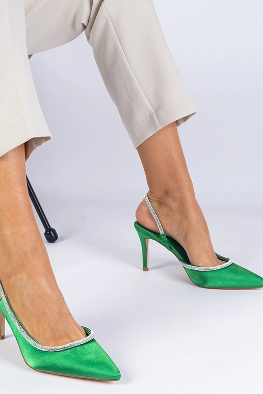 Grüne Satin Pumps mit Strasssteinen...