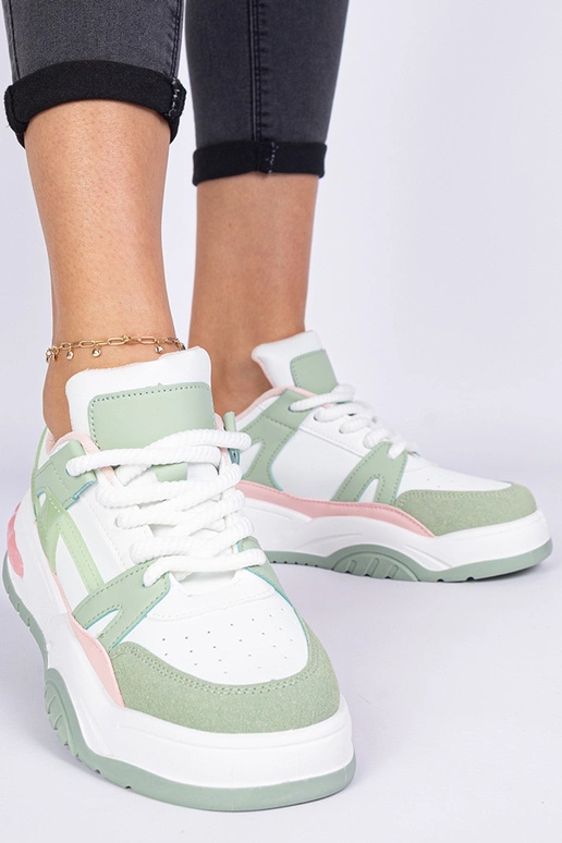 Grüne Sneakers mit dicken...