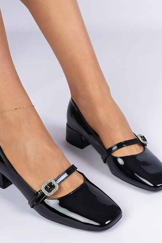 Schwarze elegante Pumps mit Zirkon... Schwarze elegante Pumps mit Zirkon...