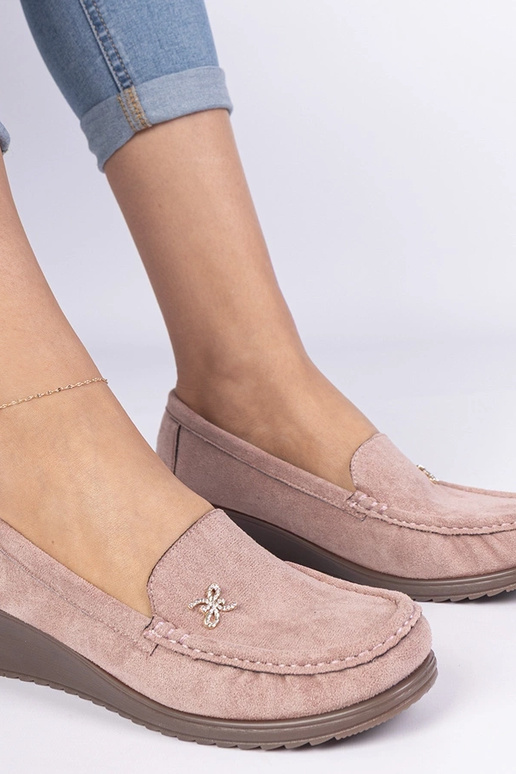 Rosa Damenmokassins auf Plateau aus...