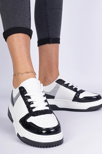 Schwarze Damensneaker auf dicker Sohle Dolla