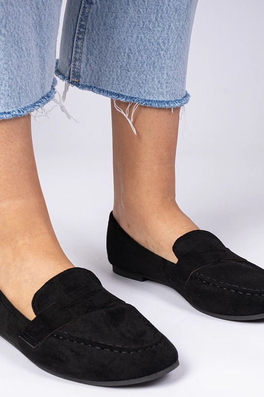 Schwarze elegante Mokassins von... Schwarze elegante Mokassins von...