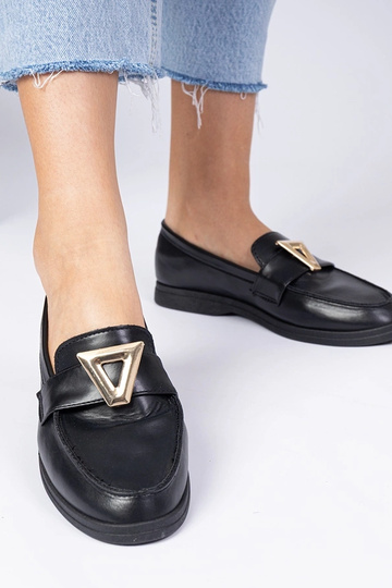 Schwarze Damenmokassins mit eleganter Verzierung Viletta 2