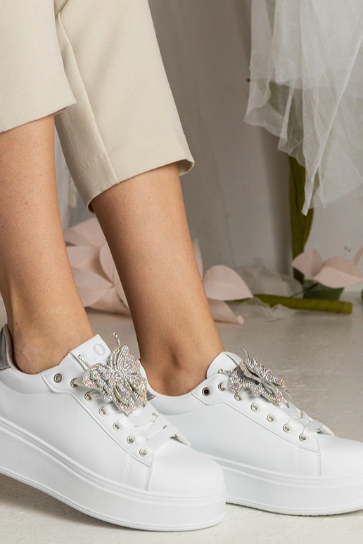 Biało-srebrne Sneakers mit...