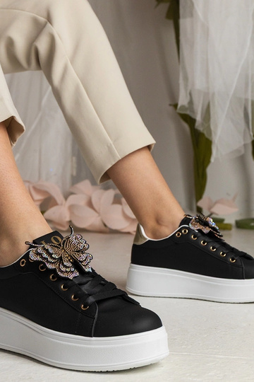 Schwarze Sneakers mit Schmetterling und Zirkonia Kariba