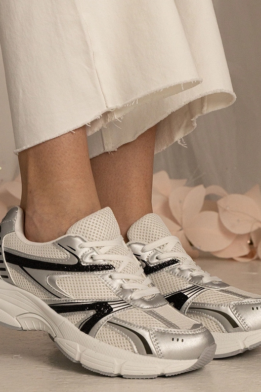 Silberne Damen Sneakers Sport mit... Silberne Damen Sneakers Sport mit...