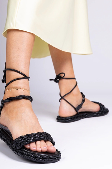 Schwarze geflochtene Damen Sandalen Tarina 2