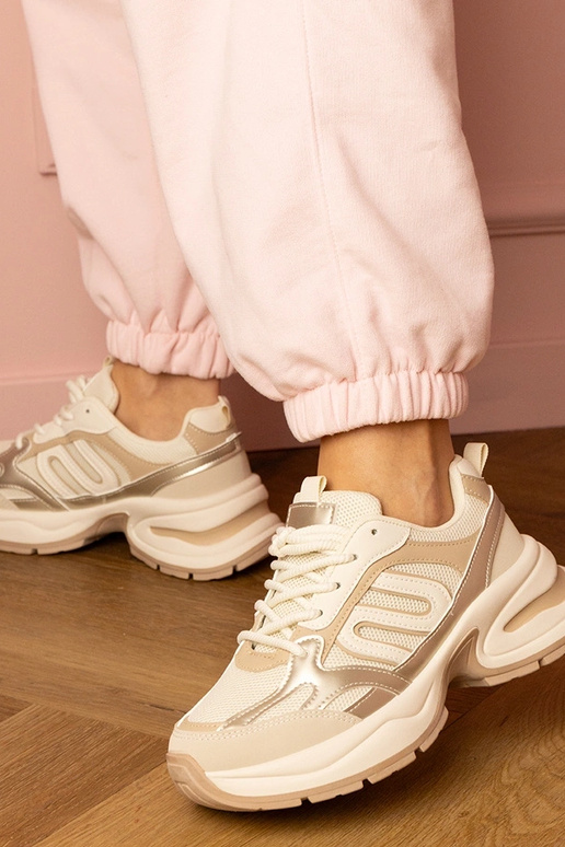 Beige Damen-Sneaker mit dicker... Beige Damen-Sneaker mit dicker...