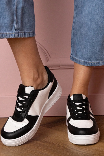 Schwarze Damen-Sneaker mit Glitzerdetails Blona