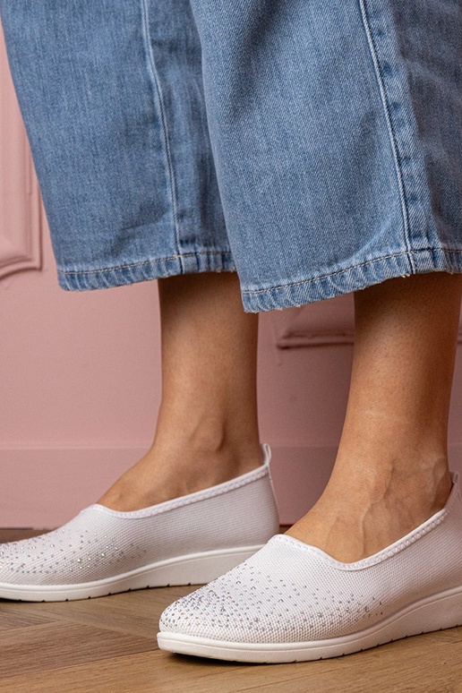 Weiße Damen-Sandalen mit Kristallen... Weiße Damen-Sandalen mit Kristallen...