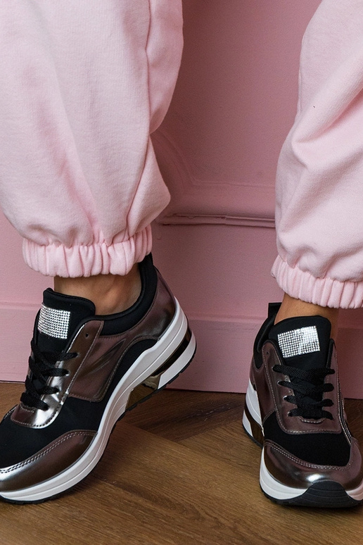 Schwarze Damen-Sneaker mit Kristallen... Schwarze Damen-Sneaker mit Kristallen...