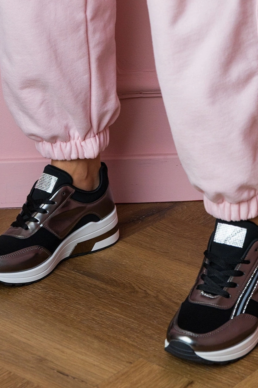 Schwarze Damen-Sneaker mit Kristallen... Schwarze Damen-Sneaker mit Kristallen...