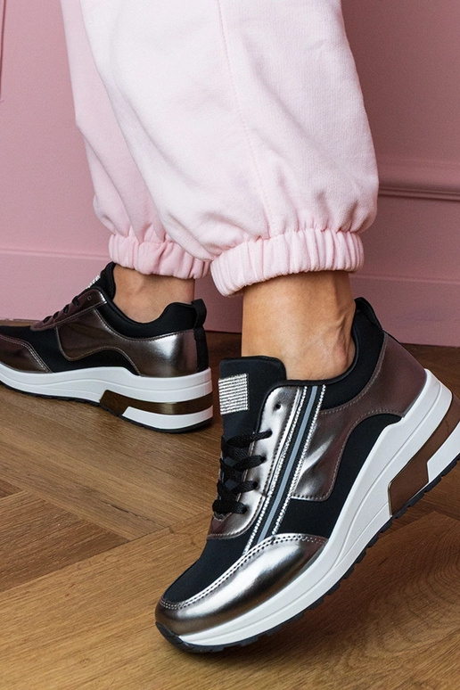 Schwarze Damen-Sneaker mit Kristallen... Schwarze Damen-Sneaker mit Kristallen...