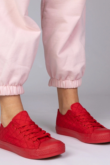 Rote klassische gefütterte...