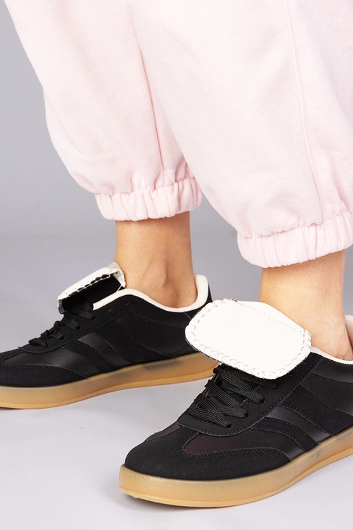 Schwarze sportliche Damenschuhe, „Lukka"