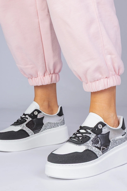 Schwarze Sportschuhe mit Glitzer und...